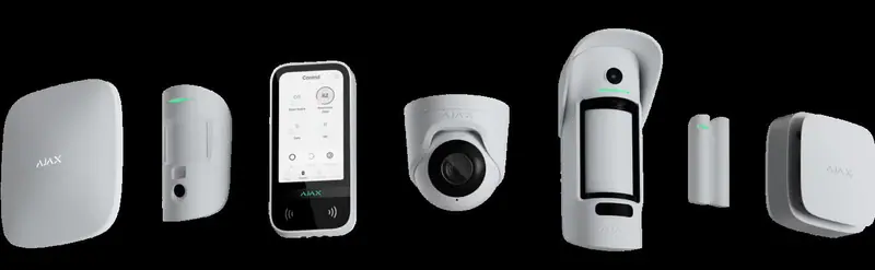 Gamme Ajax : centrale Hub, détecteur de mouvement, application smartphone, caméra dôme, détecteur extérieur, contact d'ouverture et télécommande